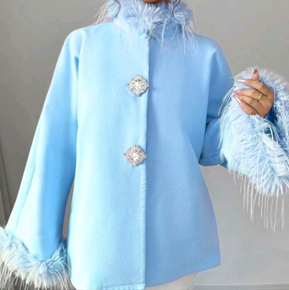 Women's Wool Collar Flare Sleeve Diamond Button Tweed Coat - Picture 3 of 4